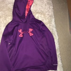 Under armour sweatshirt